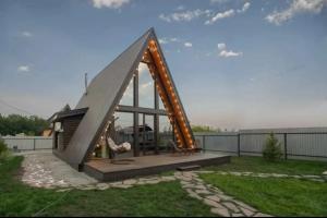 Шалаш у озера, Старые Киешки