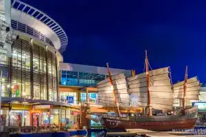 Holiday Inn Express Phuket Patong Beach Central, An Ihg Hotel - Sha Plus