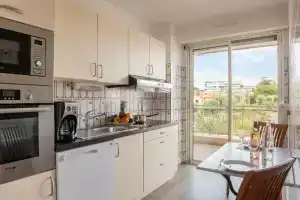Hotel Residence les Strelitzias, Антиб