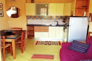Sun Drenched Residence with Pool in Rosolina Mare near Venice, Розолина-Маре