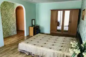 Апартаменты на Маршала Ерёменко 43, Керчь