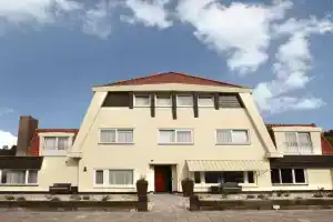Zeerust, Де Коог