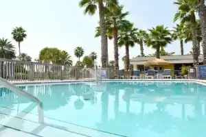 Barefoot Bay Resort & Marina, Клируотер Бич