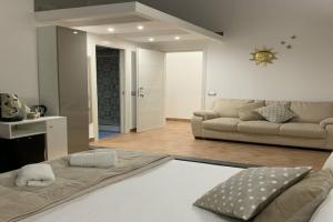 Nardones Suite, Неаполь