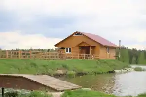 Лесное озеро