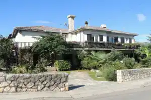 Apartments Katic, Малинска