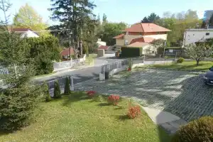 Erika Apartmanházak, Хевиз