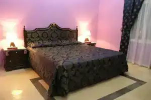 Royal Residence Hotel, Умм-Аль-Кувейн