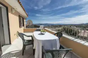Country Inn, Гольфо-Аранчи