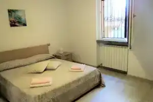 Feel at Home - Il Nido Sul Lago, Ловере