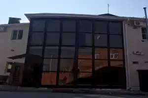 Гостиница Европа, Медвёдовская