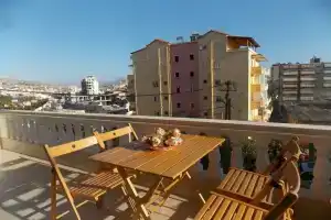 Angela Apartments, Саранда