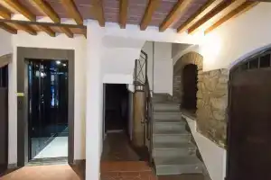 Casa Torre, Ареццо