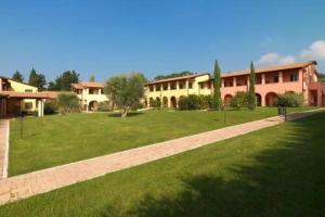 Le Corti Del Sole Residence, Вентурина