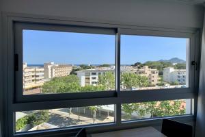 Apartaments La Perla Negra, Кала-Раджада