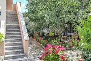 Beautiful Home in Kornic With Wifi and 3 Bedrooms, Kornić
