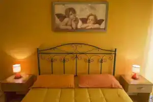 B& x26; B La Fontanella, Лечче