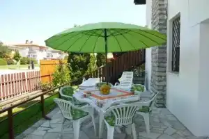 Oleander Holiday House, Шиофок