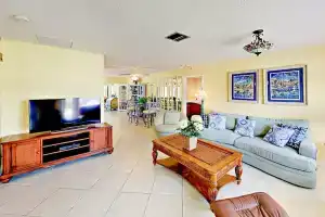 803 Suncrest Drive Home 3 Bedrooms 2 Bathrooms Home, Венис