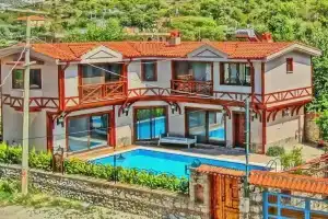 Villa Pirate, Бозбурун