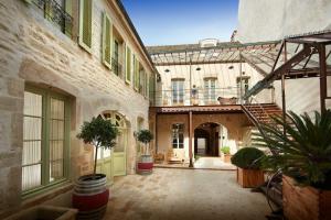 Le Clos Sainte Marguerite, Бон