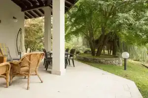 Lake Maggiore Villa With Beach Access, Near Village Centre, Wifi, BBQ, Мейна