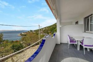 Nice Home in Baric Draga With Wifi and 1 Bedrooms, Barić Draga
