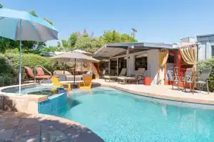 3br 2ba Chic Contemporary House Palm Desert by RedAwning, Палм-Десерт