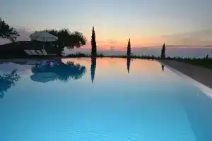 Villa Etnamare, Санта-Венерина