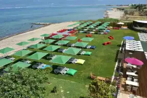 Hotel Club Nina, Бурхание