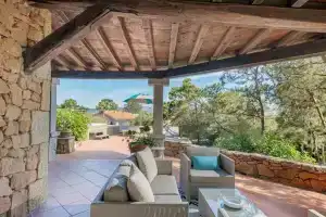 Geco Di Giada Exclusive Art Suites And Event, Порто-Ротондо