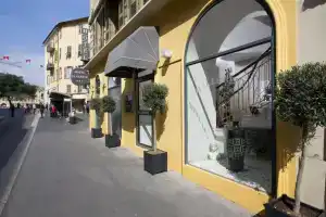 Отель «hôTel Le g (Ex Le GenèVe)», Ницца