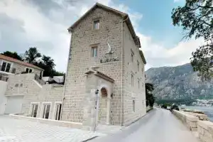 Hotel «Libertas», Доброта