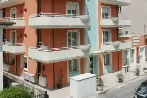 Residence Olimpo, Римини