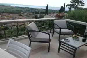 Villa Rossa, Кавайон-Веронезе