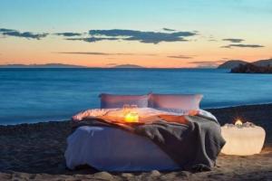 Icon Suites, Потос