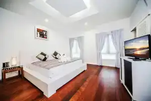 Angels Villa, Паттайя