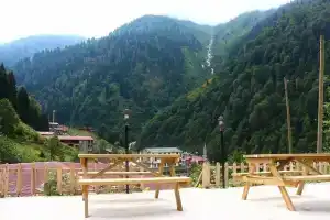Koroglu Apart, Айдер