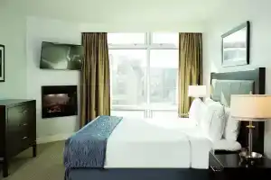 The Parkside Hotel & SPA, Виктория