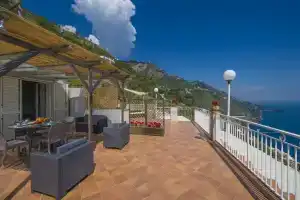 Piccola Tuoro, Праяно
