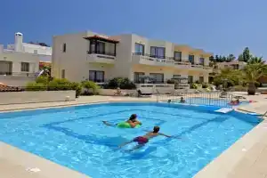 Apladas Apartments, Агиа Марина