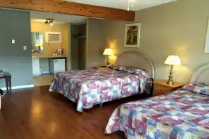 Golden Sands Resort Motel, Пентиктон