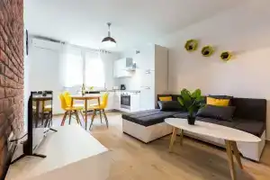 Deluxe Apartment near Bridge, Задар
