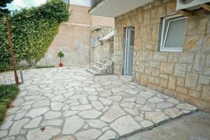 Alex Apartments, Будва