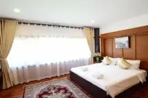 E-Outfitting Valley Resort, Ханг-Донг
