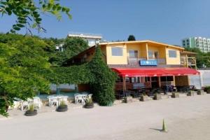 Globus, Св. Константин и Елена