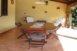 Casa Vacanze Azzurra, Кампофеличе-ди-Рокчелла