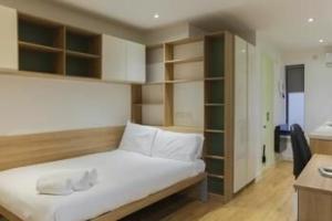 A Space in the City - Park Lane Studios, Кардифф