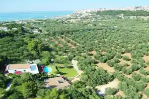 Masseria La Chiusa Delle More, Пескичи