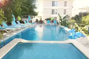 Parla Apart Hotel, Чешме